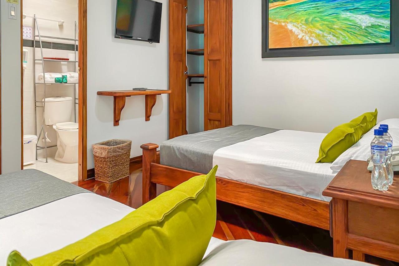 Ayenda 1141 Boutique San Antonio Hotel Манисалес Екстериор снимка